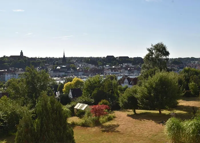 Fewo1846 - Foerdeview - Luxurioese Mit 2 Schlafzimmern Und Balkon Mit Hafenblick Apartman *